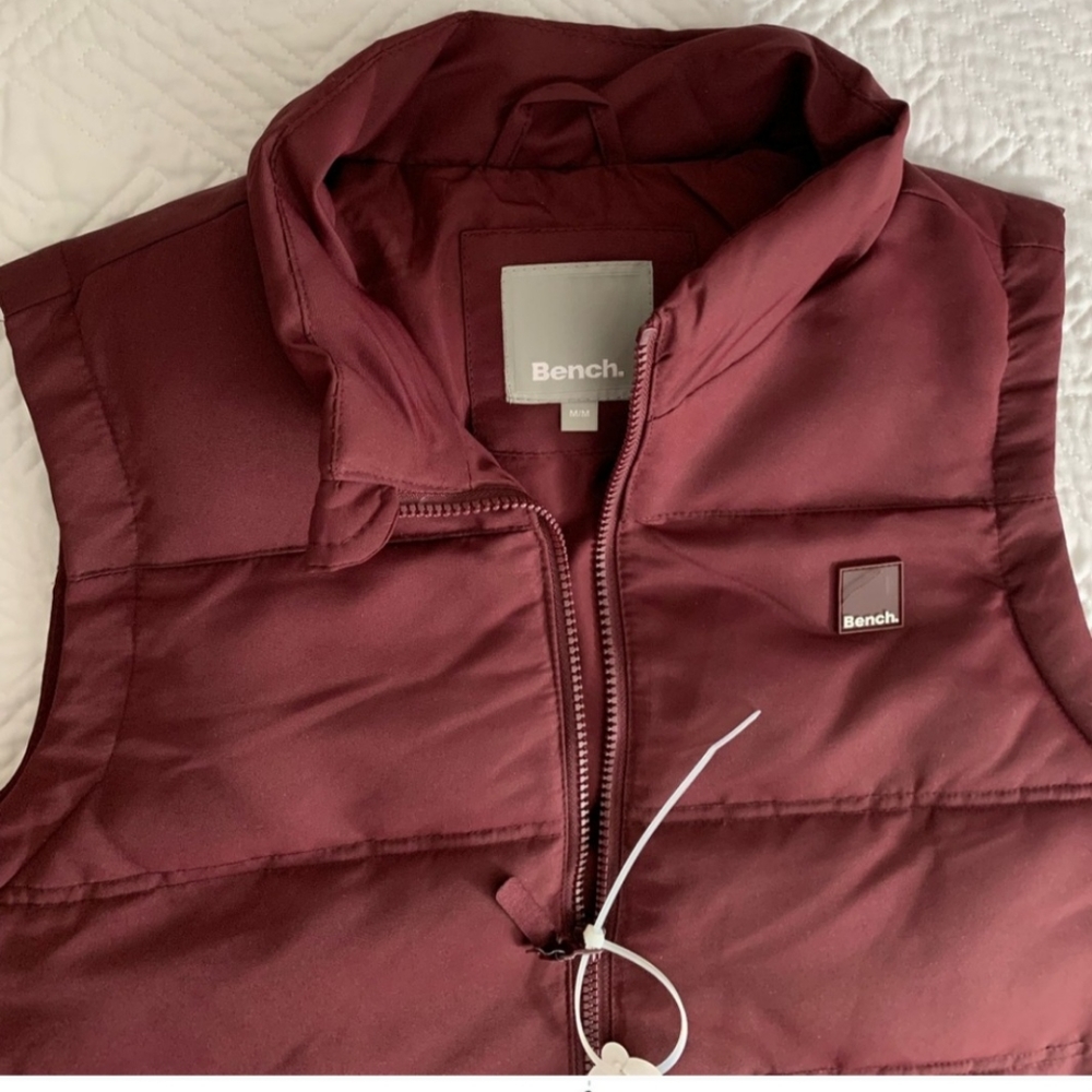SleevelessPuffer Jacket